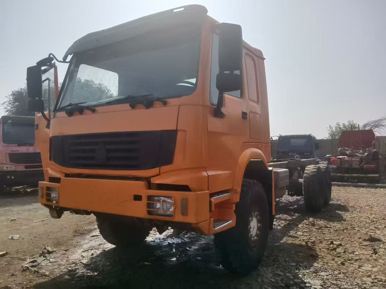 SINOTRUK HOWO - Тягач: фото 2 SINOTRUK HOWO - Тягач: фото 2
