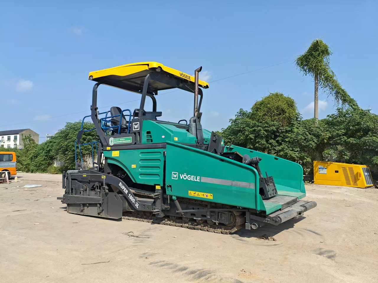 VOGELE 1800-3L - Асфальтоукладчик: фото 1 VOGELE 1800-3L - Асфальтоукладчик: фото 1