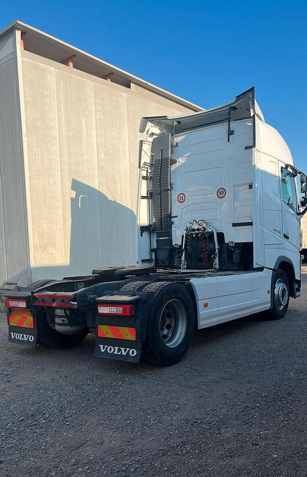 Volvo FH 460 Euro 6 Globetrotter 2018 - Тягач: фото 4 Volvo FH 460 Euro 6 Globetrotter 2018 - Тягач: фото 4