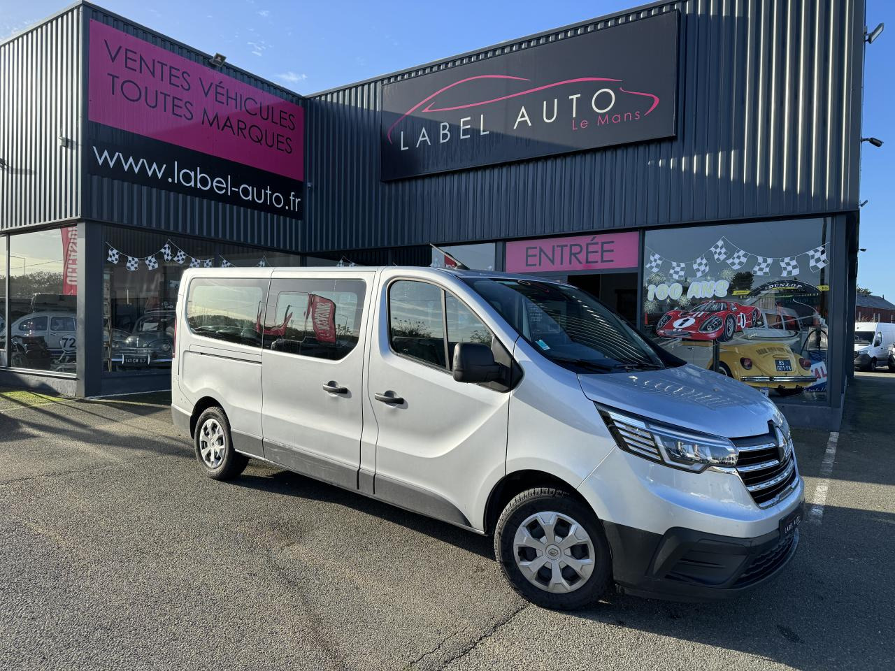 RENAULT Trafic L2 2.0 Energy dCi - 150 - S&S III COMBI Combi Zen L2H1 PHASE 3 - Другая техника: фото 3 RENAULT Trafic L2 2.0 Energy dCi - 150 - S&S III COMBI Combi Zen L2H1 PHASE 3 - Другая техника: фото 3