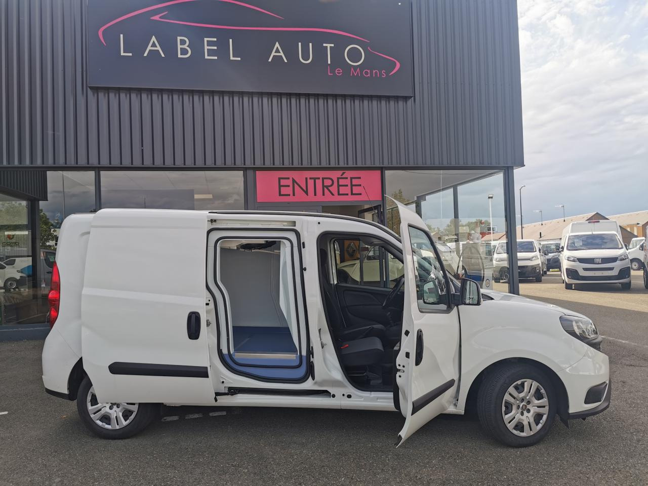 Цельнометаллический фургон FIAT DOBLO 1.6 MJT 105 CH PRO LOUNGE FRIGORIFIQUE: фото 9 Цельнометаллический фургон FIAT DOBLO 1.6 MJT 105 CH PRO LOUNGE FRIGORIFIQUE: фото 9