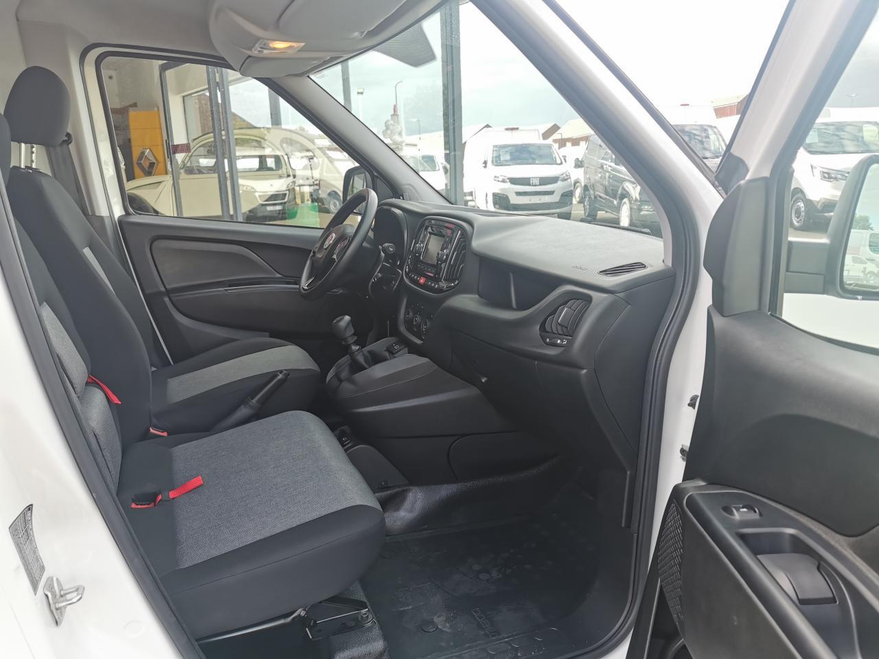 Цельнометаллический фургон FIAT DOBLO 1.6 MJT 105 CH PRO LOUNGE FRIGORIFIQUE: фото 10 Цельнометаллический фургон FIAT DOBLO 1.6 MJT 105 CH PRO LOUNGE FRIGORIFIQUE: фото 10