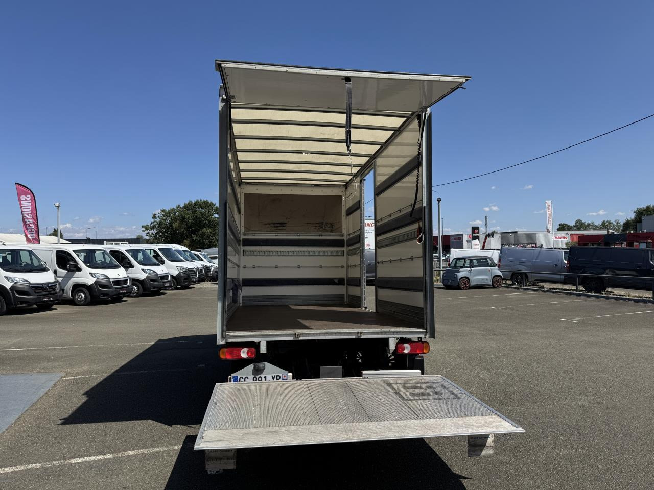 Fiat Ducato 3.5 L H3-POWER 140CH MAXI CAISSE 20M³ + HAYON 750KG + AUVENT PACK PRO - Фургон с закрытым кузовом: фото 3 Fiat Ducato 3.5 L H3-POWER 140CH MAXI CAISSE 20M³ + HAYON 750KG + AUVENT PACK PRO - Фургон с закрытым кузовом: фото 3