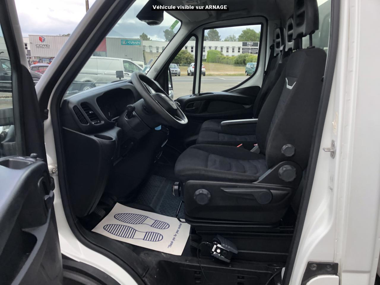 IVECO Daily 35 C 16H3.0 (Quad-Leaf) CHASSIS CABINE 2014 35C/35S Chassis cabine 35 C Epmt.3.75 PHASE 4 - Малотоннажный самосвал: фото 5 IVECO Daily 35 C 16H3.0 (Quad-Leaf) CHASSIS CABINE 2014 35C/35S Chassis cabine 35 C Epmt.3.75 PHASE 4 - Малотоннажный самосвал: фото 5