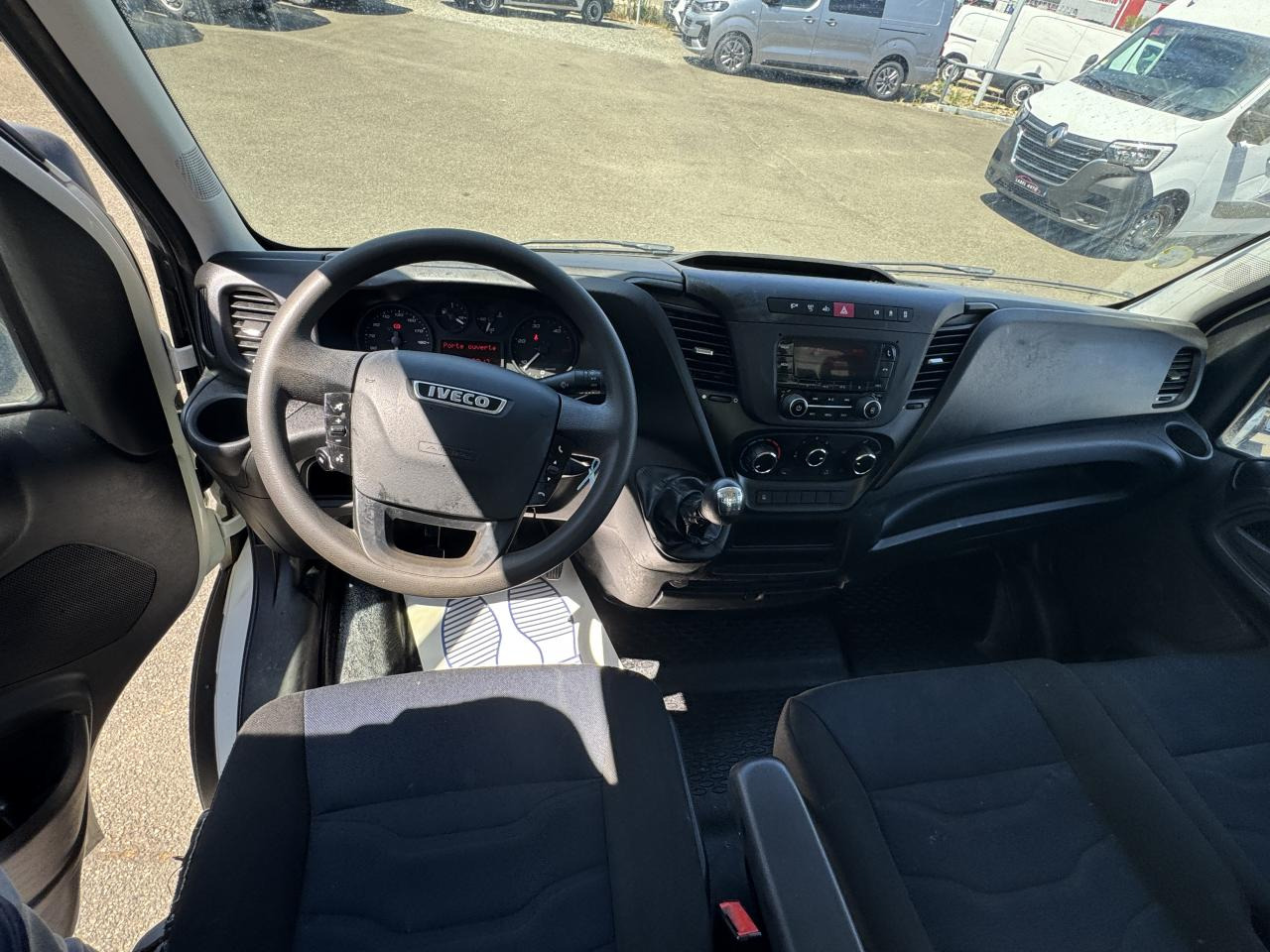 IVECO daily  35 C 12 BENNE RJ 2.3 120 CH - Малотоннажный самосвал: фото 3 IVECO daily  35 C 12 BENNE RJ 2.3 120 CH - Малотоннажный самосвал: фото 3