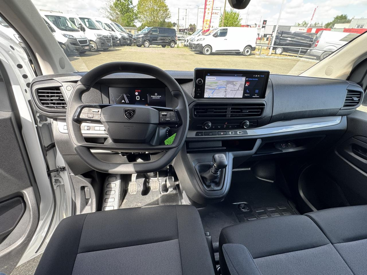 PEUGEOT Expert M 2.0 BlueHDi - 145 III FOURGON Fourgon PHASE 2 - Цельнометаллический фургон: фото 4 PEUGEOT Expert M 2.0 BlueHDi - 145 III FOURGON Fourgon PHASE 2 - Цельнометаллический фургон: фото 4