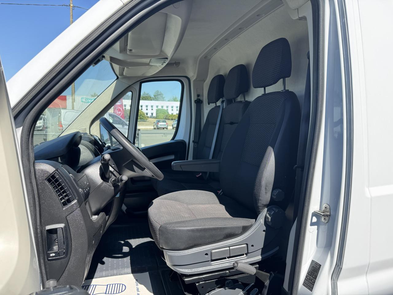 Peugeot Boxer L3H2 3.5 140CH BLUEHDI S&S PACK ASPHALT CONNECT - Цельнометаллический фургон: фото 4 Peugeot Boxer L3H2 3.5 140CH BLUEHDI S&S PACK ASPHALT CONNECT - Цельнометаллический фургон: фото 4