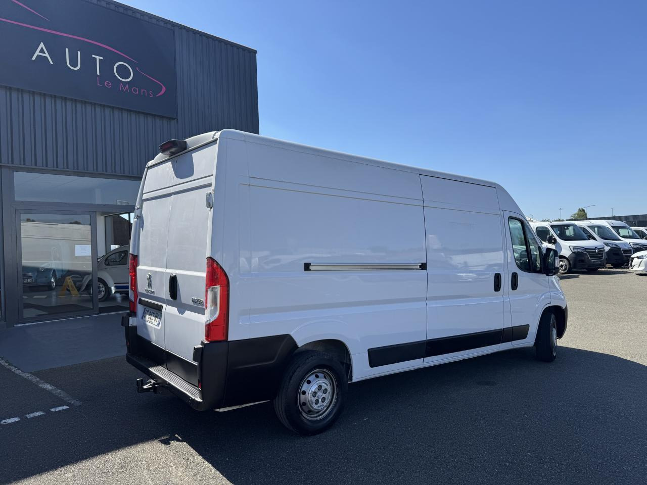 Peugeot Boxer L3H2 3.5 140CH BLUEHDI S&S PACK ASPHALT CONNECT - Цельнометаллический фургон: фото 5 Peugeot Boxer L3H2 3.5 140CH BLUEHDI S&S PACK ASPHALT CONNECT - Цельнометаллический фургон: фото 5