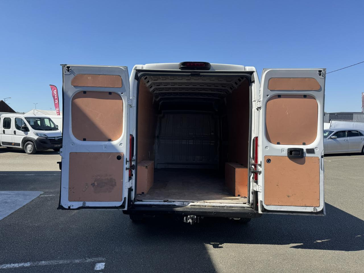 Peugeot Boxer L3H2 3.5 140CH BLUEHDI S&S PACK ASPHALT CONNECT - Цельнометаллический фургон: фото 2 Peugeot Boxer L3H2 3.5 140CH BLUEHDI S&S PACK ASPHALT CONNECT - Цельнометаллический фургон: фото 2