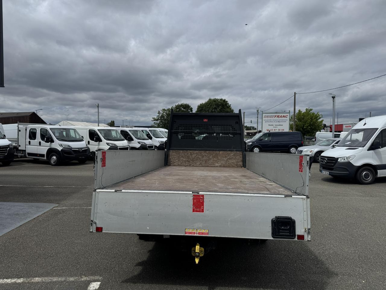 Малотоннажный бортовой грузовик Peugeot Boxer PEUGEOT 3T5 PLATEAU 4M20 2.2 HDI 140 CH PREMIUM: фото 9