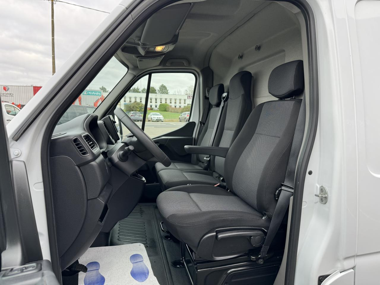 RENAULT MASTER 3T3 L2H2 2.3 DCI 135CH GRAND CONFORT - Цельнометаллический фургон: фото 5 RENAULT MASTER 3T3 L2H2 2.3 DCI 135CH GRAND CONFORT - Цельнометаллический фургон: фото 5