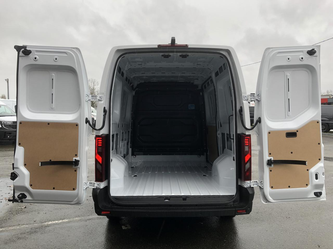 RENAULT MASTER EXTRA 3T5 L2H2 2.0 BLUE DCI 150 CH TRACTION - Цельнометаллический фургон: фото 3 RENAULT MASTER EXTRA 3T5 L2H2 2.0 BLUE DCI 150 CH TRACTION - Цельнометаллический фургон: фото 3