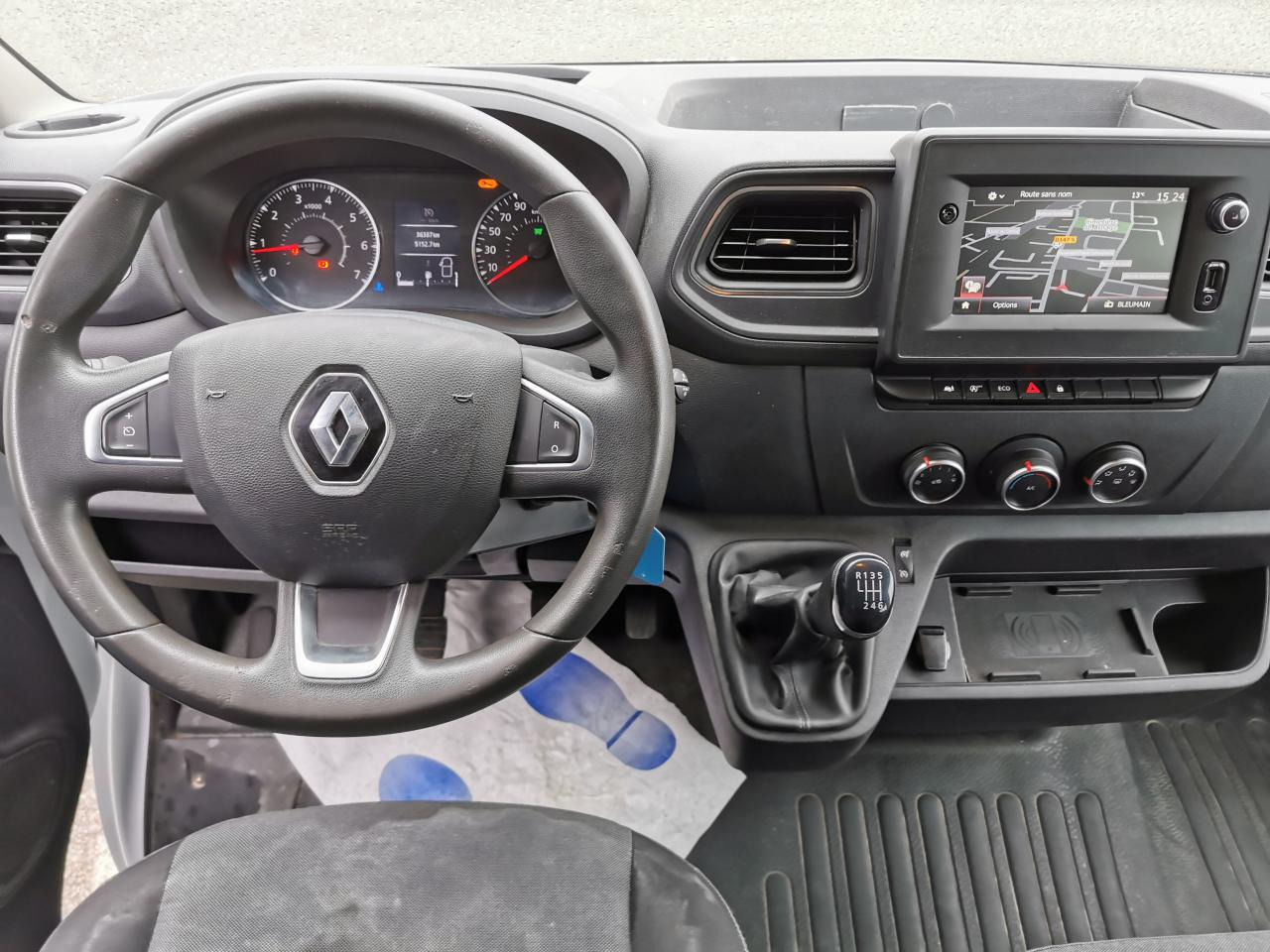RENAULT Master Confort F3300 L2H2 2.3 dCi - 135 III CABINE APPROFONDIE Cabine approfondie L2H2 Traction PHA - Цельнометаллический фургон: фото 4 RENAULT Master Confort F3300 L2H2 2.3 dCi - 135 III CABINE APPROFONDIE Cabine approfondie L2H2 Traction PHA - Цельнометаллический фургон: фото 4