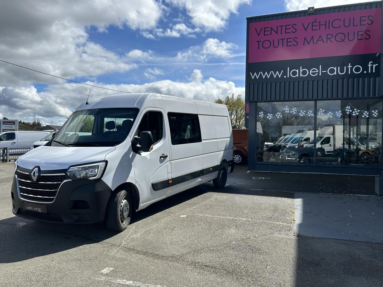 Цельнометаллический фургон RENAULT Master Confort F3500 L3H2 2.3 dCi - 135 III CABINE APPROFONDIE Cabine approfondie L3H2 Traction PHA: фото 7 Цельнометаллический фургон RENAULT Master Confort F3500 L3H2 2.3 dCi - 135 III CABINE APPROFONDIE Cabine approfondie L3H2 Traction PHA: фото 7