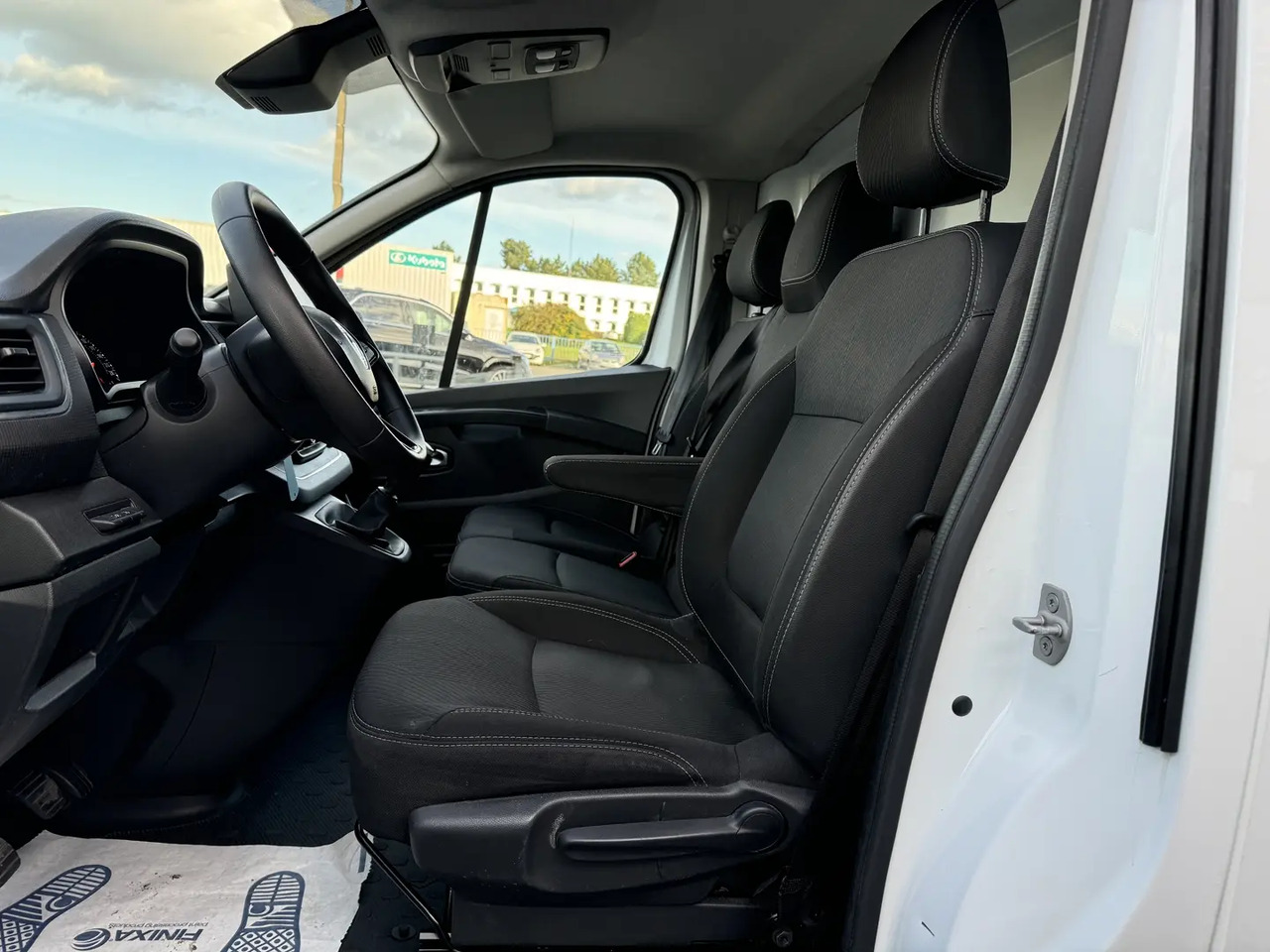 Renault Trafic L2H1 3T 2.0 BLUE DCI 130CH GRAND CONFORT - Цельнометаллический фургон: фото 5 Renault Trafic L2H1 3T 2.0 BLUE DCI 130CH GRAND CONFORT - Цельнометаллический фургон: фото 5