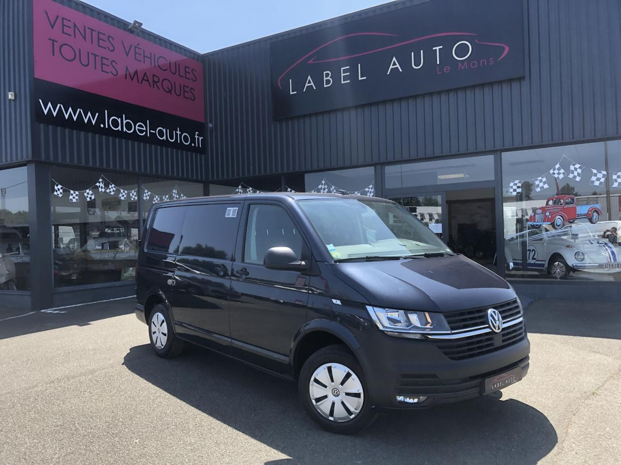 VOLKSWAGEN transporter 2.8T L1H1 2.0 TDI 150CH BUSINESS DSG7 - Цельнометаллический фургон: фото 1 VOLKSWAGEN transporter 2.8T L1H1 2.0 TDI 150CH BUSINESS DSG7 - Цельнометаллический фургон: фото 1
