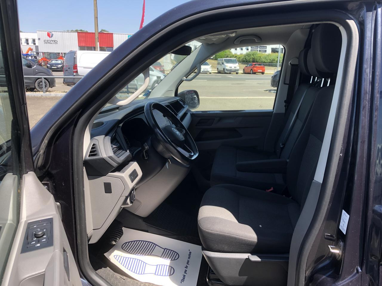 VOLKSWAGEN transporter 2.8T L1H1 2.0 TDI 150CH BUSINESS DSG7 - Цельнометаллический фургон: фото 4 VOLKSWAGEN transporter 2.8T L1H1 2.0 TDI 150CH BUSINESS DSG7 - Цельнометаллический фургон: фото 4