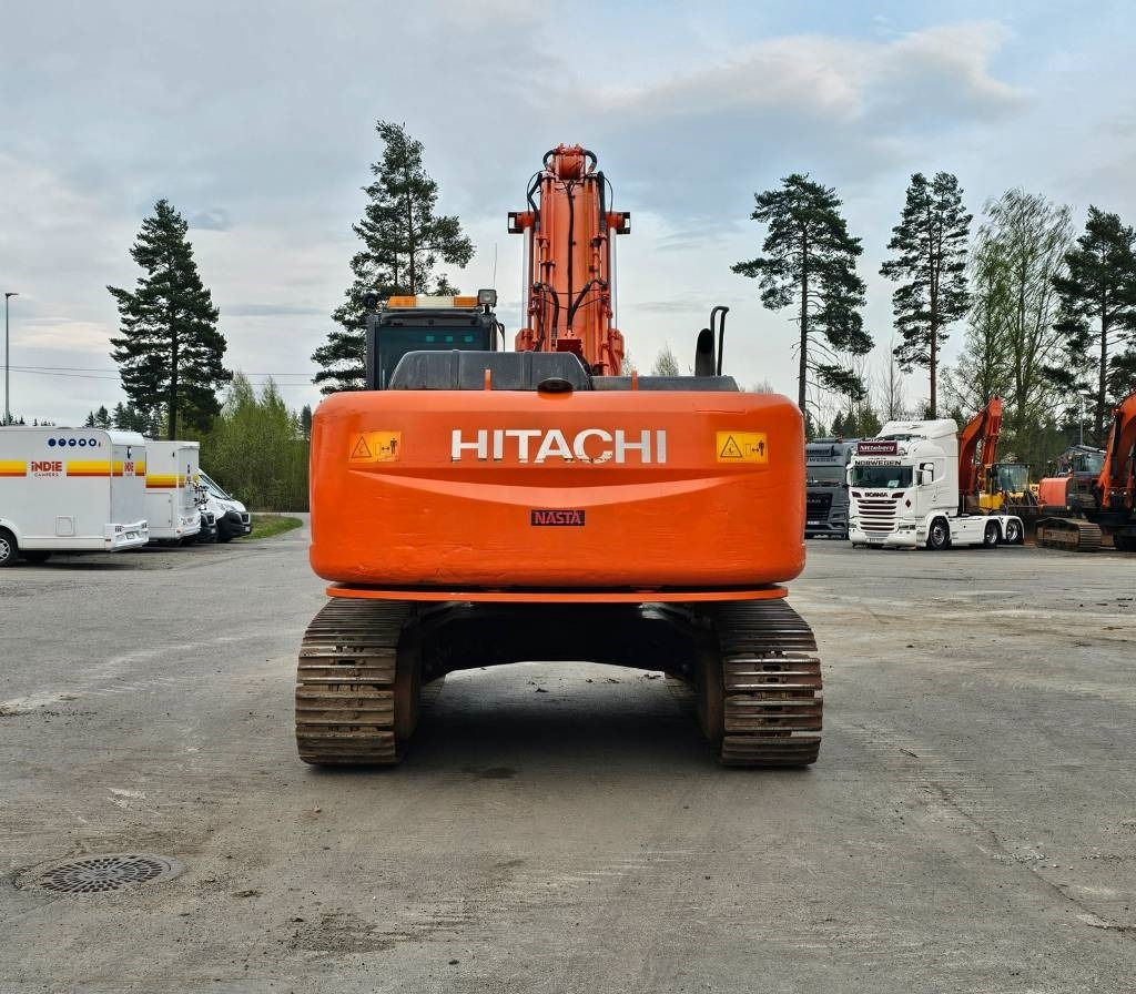 Hitachi zx350 lc-3 - Гусеничный экскаватор: фото 4 Hitachi zx350 lc-3 - Гусеничный экскаватор: фото 4