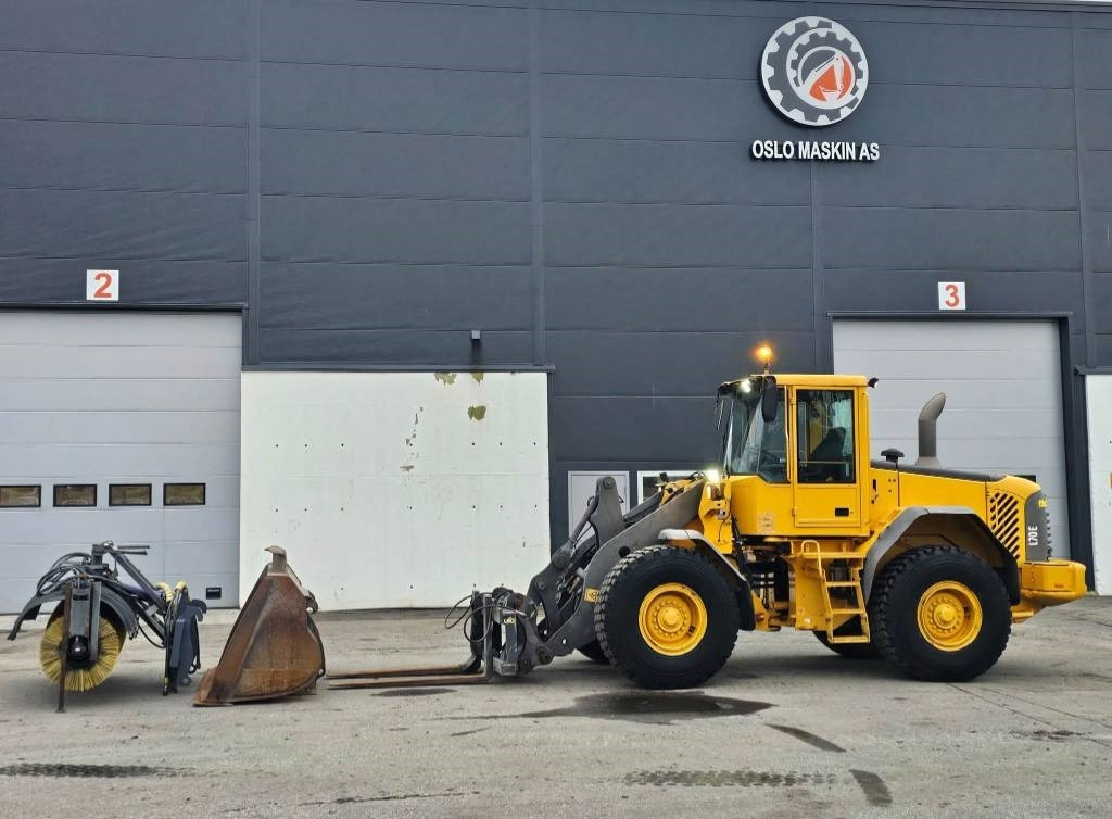 Volvo L 70 E - Колёсный погрузчик: фото 2 Volvo L 70 E - Колёсный погрузчик: фото 2