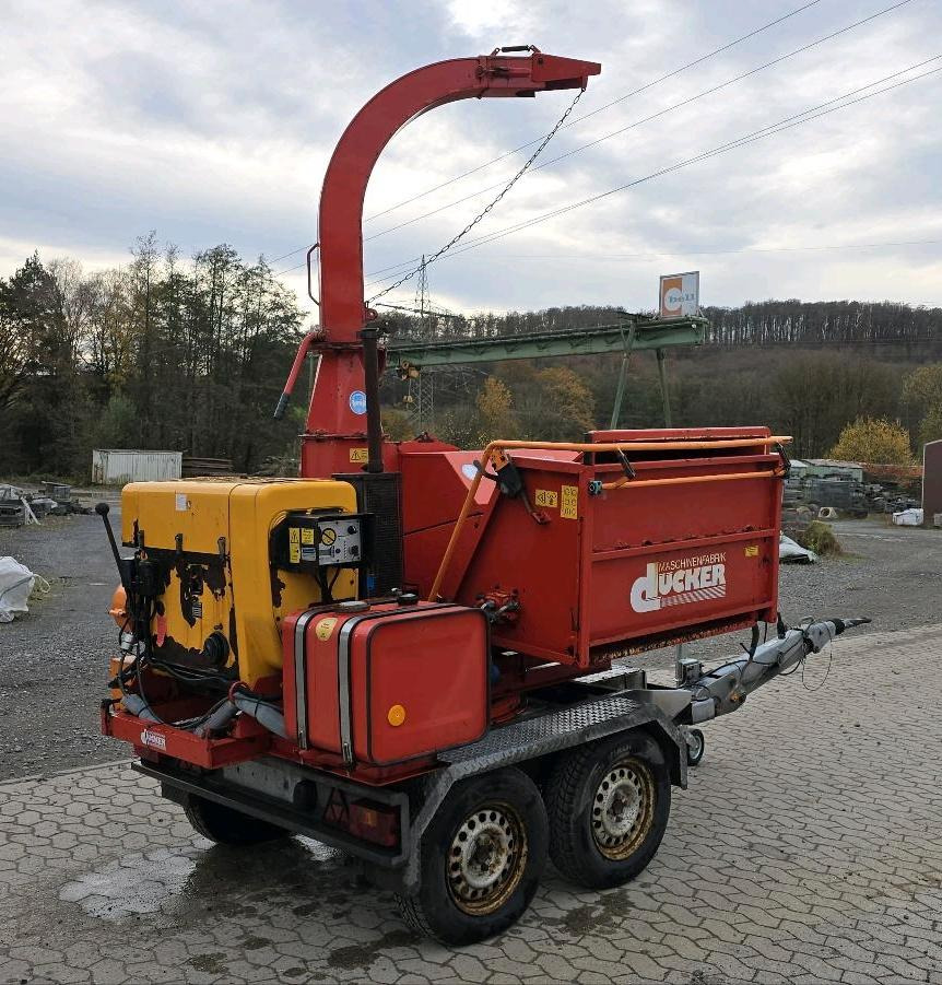 Dücker HM 250 Holzhacker Holzhäcksler Holzhackschnitzler Hacker Häcksler Hatz Diesel 4L40C - Измельчитель древесины: фото 4 Dücker HM 250 Holzhacker Holzhäcksler Holzhackschnitzler Hacker Häcksler Hatz Diesel 4L40C - Измельчитель древесины: фото 4