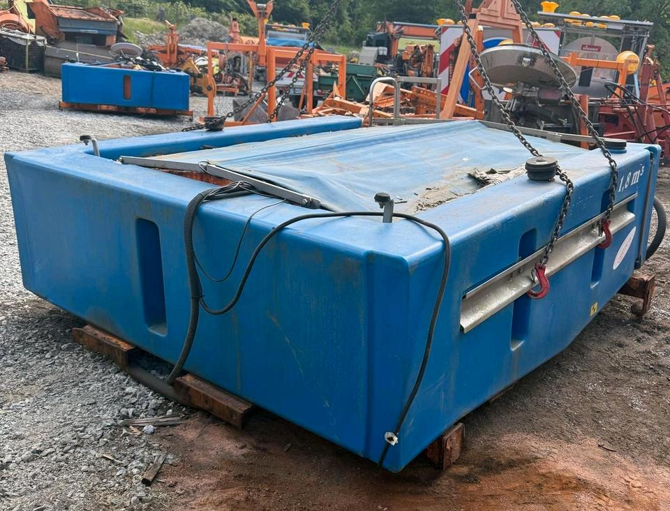 Gmeiner STA 2500 C  Salzstreuer für Unimog UGN UGE 424 427 405 U300 U 300 400 500 MERCEDES-BENZ 218 219 318 323 423 427 327 430 429 430 435 Salzsilo Streuautomat Winterdienst - Разбрасыватель песка/ Соли: фото 4 Gmeiner STA 2500 C  Salzstreuer für Unimog UGN UGE 424 427 405 U300 U 300 400 500 MERCEDES-BENZ 218 219 318 323 423 427 327 430 429 430 435 Salzsilo Streuautomat Winterdienst - Разбрасыватель песка/ Соли: фото 4