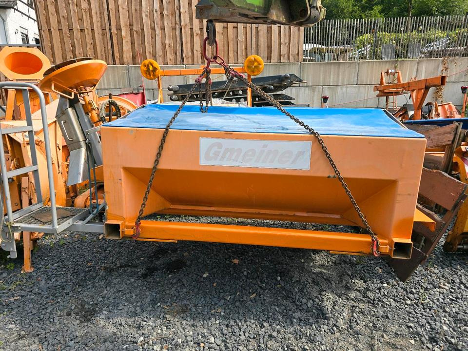 Gmeiner Yeti 2000 TC EWA Salzstreuer Streuautomat Salzsilo Bucher Aufbau für Unimog UGE UGN 405/10 405/12 U318 U 318 423 323 327 427 429 Schmidt Winterdienst - Разбрасыватель песка/ Соли: фото 4 Gmeiner Yeti 2000 TC EWA Salzstreuer Streuautomat Salzsilo Bucher Aufbau für Unimog UGE UGN 405/10 405/12 U318 U 318 423 323 327 427 429 Schmidt Winterdienst - Разбрасыватель песка/ Соли: фото 4