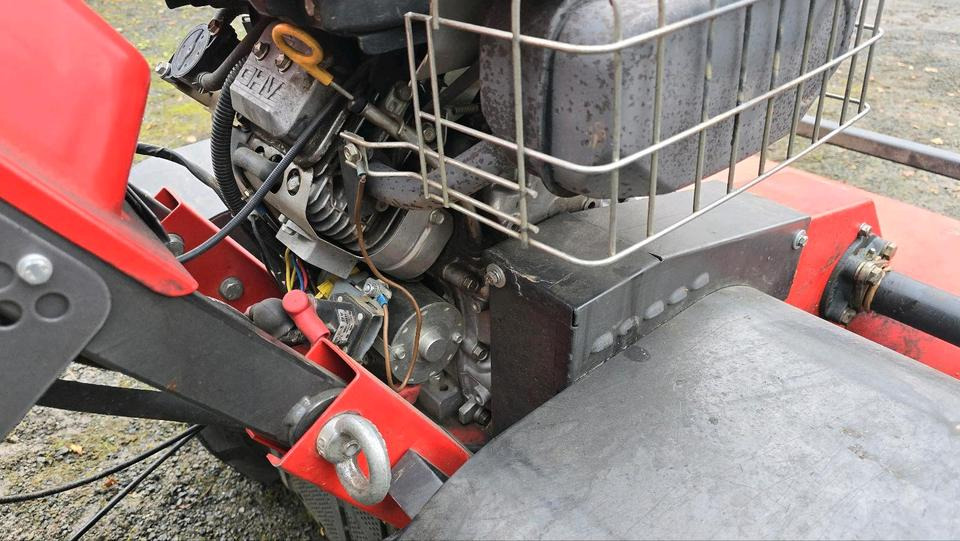 Kersten RCH 18100 Motormäher Böschungsmäher Böschungsmulcher Hangmäher Mulchmäher Rasenmäher Mähraupe Irus - Газонокосилка: фото 5 Kersten RCH 18100 Motormäher Böschungsmäher Böschungsmulcher Hangmäher Mulchmäher Rasenmäher Mähraupe Irus - Газонокосилка: фото 5