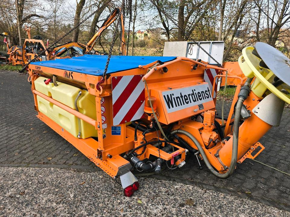 Küpper-Weisser IMSSN 2,7m3 F2527HFS IMSSF Salzstreuer Winterdienst Streuautomat Streusilo Solestreuer passend für UNIMOG 405/10 405/12 UGE UGN U300 400 500 530 430 318 423 - Разбрасыватель песка/ Соли: фото 2 Küpper-Weisser IMSSN 2,7m3 F2527HFS IMSSF Salzstreuer Winterdienst Streuautomat Streusilo Solestreuer passend für UNIMOG 405/10 405/12 UGE UGN U300 400 500 530 430 318 423 - Разбрасыватель песка/ Соли: фото 2