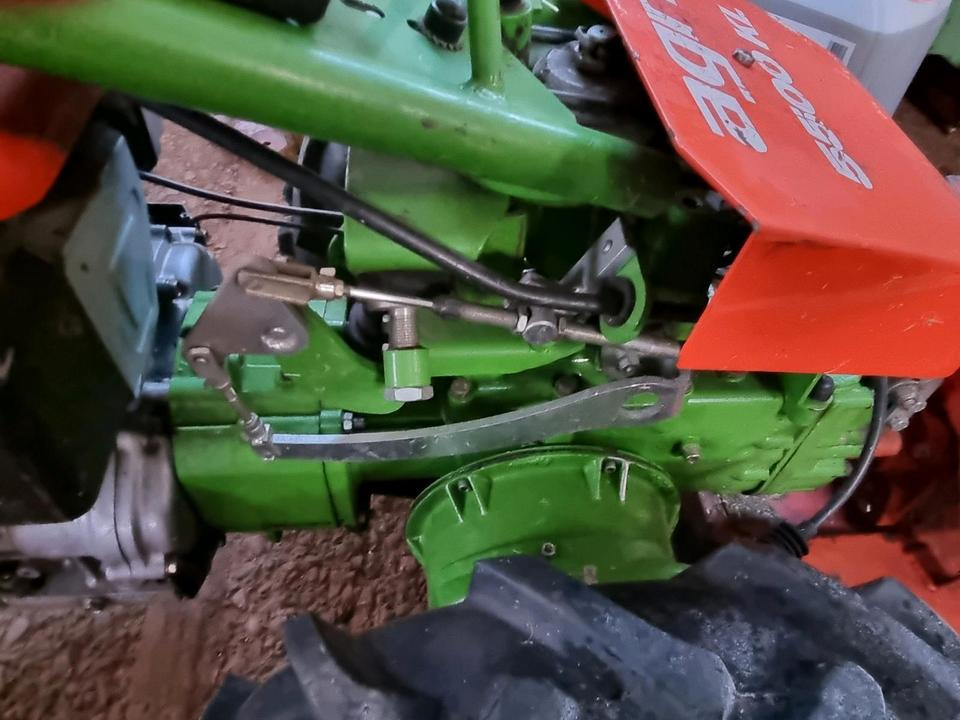 Motormäher Agria 5500 KL Grizzly Böschungsmulcher Hangmäher Reform Aebi Rasenmäher Mähausleger Böschungsmulcher Seitenmulcher Mulchgerät - Газонокосилка: фото 5 Motormäher Agria 5500 KL Grizzly Böschungsmulcher Hangmäher Reform Aebi Rasenmäher Mähausleger Böschungsmulcher Seitenmulcher Mulchgerät - Газонокосилка: фото 5