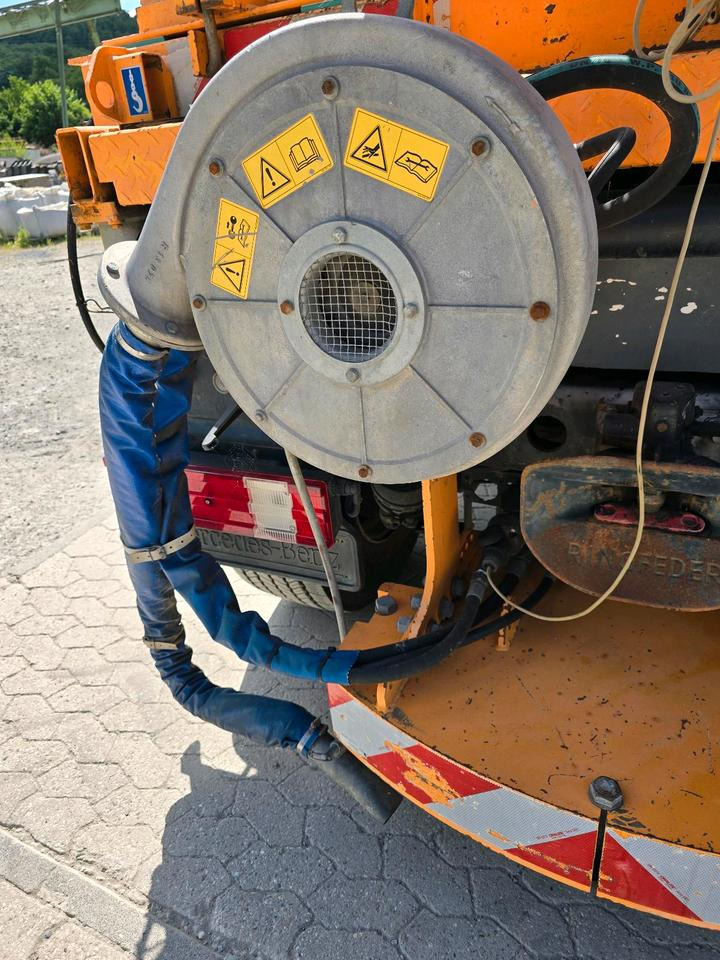 Mulag Heckgewicht mit Gebläse für Unimog 405 u300 U 400 500 UGN UGE 423 427 318 218 530 430 535 Böschungsmäher Böschungsmulcher Dücker - Разбрасыватель песка/ Соли: фото 3 Mulag Heckgewicht mit Gebläse für Unimog 405 u300 U 400 500 UGN UGE 423 427 318 218 530 430 535 Böschungsmäher Böschungsmulcher Dücker - Разбрасыватель песка/ Соли: фото 3