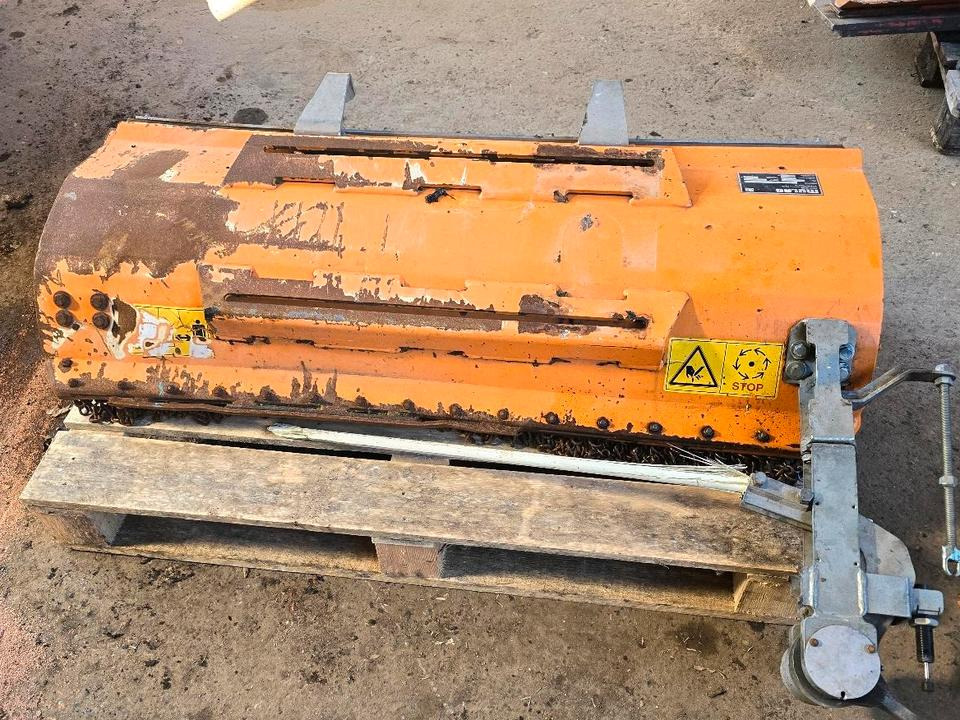 Mulag RMK 1200 BJ. 2015 Randstreifenmäher Böschungsmäher Böschungsmulcher für FME 600 700 MKM FMK Unimog 405 424 427 U 300 400 500 430 - Боковая косилка-измельчитель: фото 3 Mulag RMK 1200 BJ. 2015 Randstreifenmäher Böschungsmäher Böschungsmulcher für FME 600 700 MKM FMK Unimog 405 424 427 U 300 400 500 430 - Боковая косилка-измельчитель: фото 3