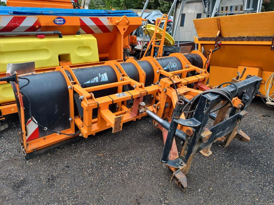 Rolba Schneepflug Schneeschild Scheeschieber Winterdienst Unimog Schmidt LKW Traktor 3m. - Отвал для снега: фото 1 Rolba Schneepflug Schneeschild Scheeschieber Winterdienst Unimog Schmidt LKW Traktor 3m. - Отвал для снега: фото 1