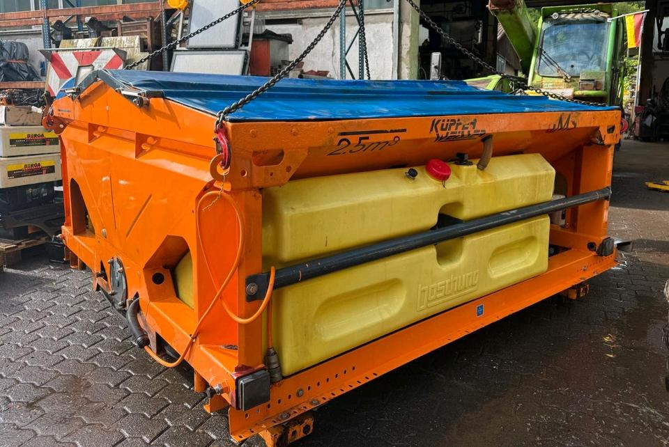 Salzstreuer Küpper-Weisser 2,7m3 IMS IMSSL F25027 HFS für Unimog UGN UGE 424 427 405 U300 U 300 400 500 MERCEDES-BENZ 218 219 318 323 423 427 327 430 429 430 435 Salzsilo Streuautomat Winterdienst - Разбрасыватель песка/ Соли: фото 3 Salzstreuer Küpper-Weisser 2,7m3 IMS IMSSL F25027 HFS für Unimog UGN UGE 424 427 405 U300 U 300 400 500 MERCEDES-BENZ 218 219 318 323 423 427 327 430 429 430 435 Salzsilo Streuautomat Winterdienst - Разбрасыватель песка/ Соли: фото 3