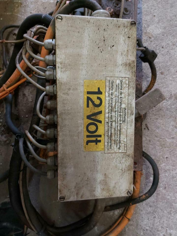 Schmidt Salzstreuer SST DST Hydr. Steuerblock Platine Steuerung - Гидравлический клапан для Коммунальной и специальной техники: фото 1 Schmidt Salzstreuer SST DST Hydr. Steuerblock Platine Steuerung - Гидравлический клапан для Коммунальной и специальной техники: фото 1