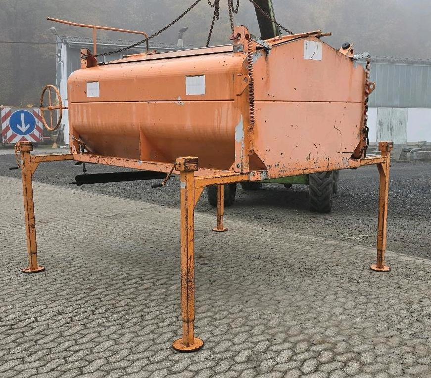 Asphalt-Thermo-Container Ebeling TC 5600 Asphalt Thermobehälter Asphaltieren Thermofaß - Сменный кузов/ Контейнер, Асфальтоукладочная техника: фото 2 Asphalt-Thermo-Container Ebeling TC 5600 Asphalt Thermobehälter Asphaltieren Thermofaß - Сменный кузов/ Контейнер, Асфальтоукладочная техника: фото 2