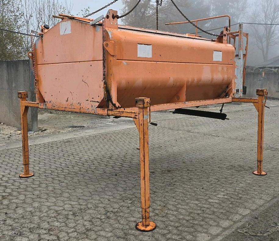 Asphalt-Thermo-Container Ebeling TC 5600 Asphalt Thermobehälter Asphaltieren Thermofaß - Сменный кузов/ Контейнер, Асфальтоукладочная техника: фото 1 Asphalt-Thermo-Container Ebeling TC 5600 Asphalt Thermobehälter Asphaltieren Thermofaß - Сменный кузов/ Контейнер, Асфальтоукладочная техника: фото 1