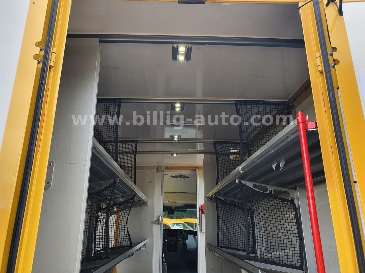 Iveco Daily Koffer Kasten Integralkoffer Automatik - Фургон с закрытым кузовом: фото 3 Iveco Daily Koffer Kasten Integralkoffer Automatik - Фургон с закрытым кузовом: фото 3