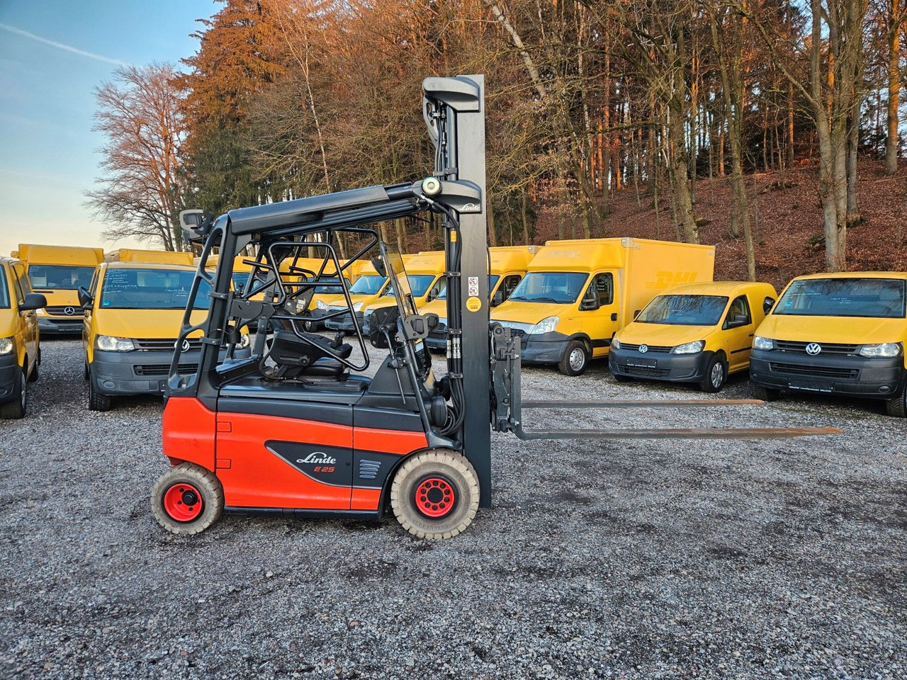 Linde E25 R Roadster , 6.880mm Hubhöhe, StVZO hydr. Zi - Электропогрузчик: фото 5 Linde E25 R Roadster , 6.880mm Hubhöhe, StVZO hydr. Zi - Электропогрузчик: фото 5