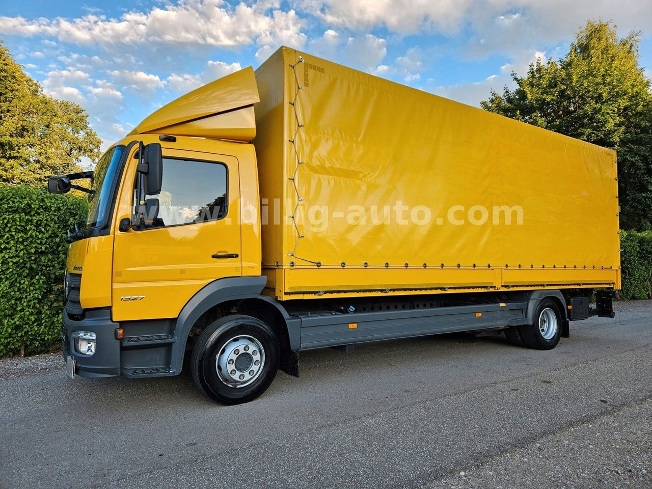 Mercedes-Benz Atego 1327 L * BREMS/SPUR-ASS*DIFF.*LBW*AHK*7.2m - Тентованный грузовик: фото 3 Mercedes-Benz Atego 1327 L * BREMS/SPUR-ASS*DIFF.*LBW*AHK*7.2m - Тентованный грузовик: фото 3