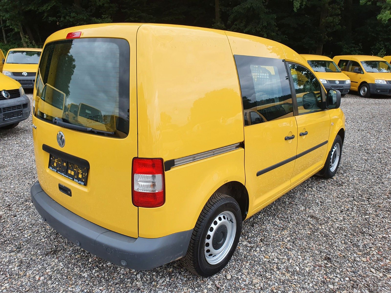 Volkswagen Caddy 2.0 SDI*1.Hand*2-Sitzer*2xSchiebetüre - Пассажирский фургон: фото 3 Volkswagen Caddy 2.0 SDI*1.Hand*2-Sitzer*2xSchiebetüre - Пассажирский фургон: фото 3