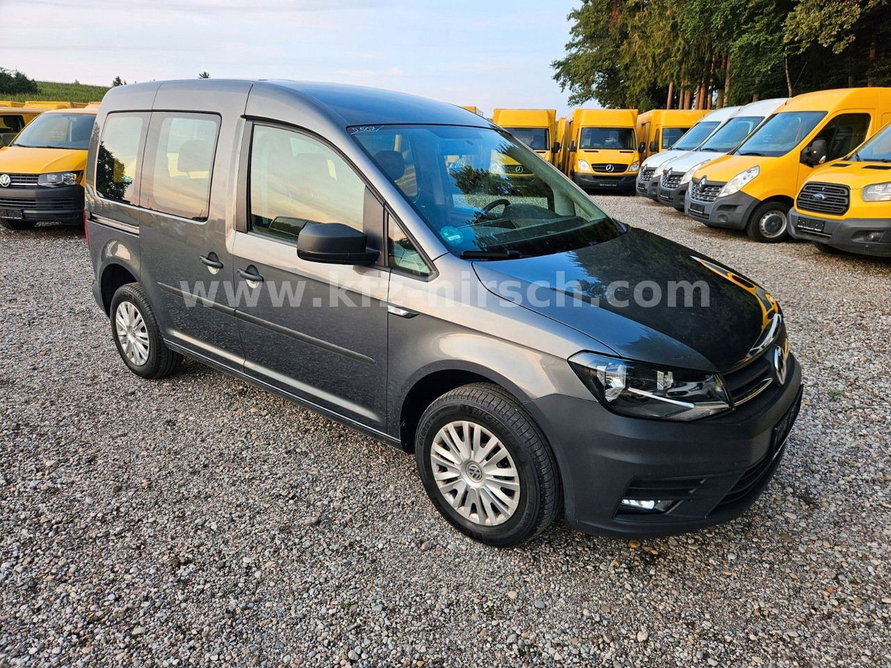 Volkswagen Caddy Temp*Sitzhzg*Navi*Blueth*2xSchiebetüre*1Hd - Пассажирский фургон: фото 1 Volkswagen Caddy Temp*Sitzhzg*Navi*Blueth*2xSchiebetüre*1Hd - Пассажирский фургон: фото 1