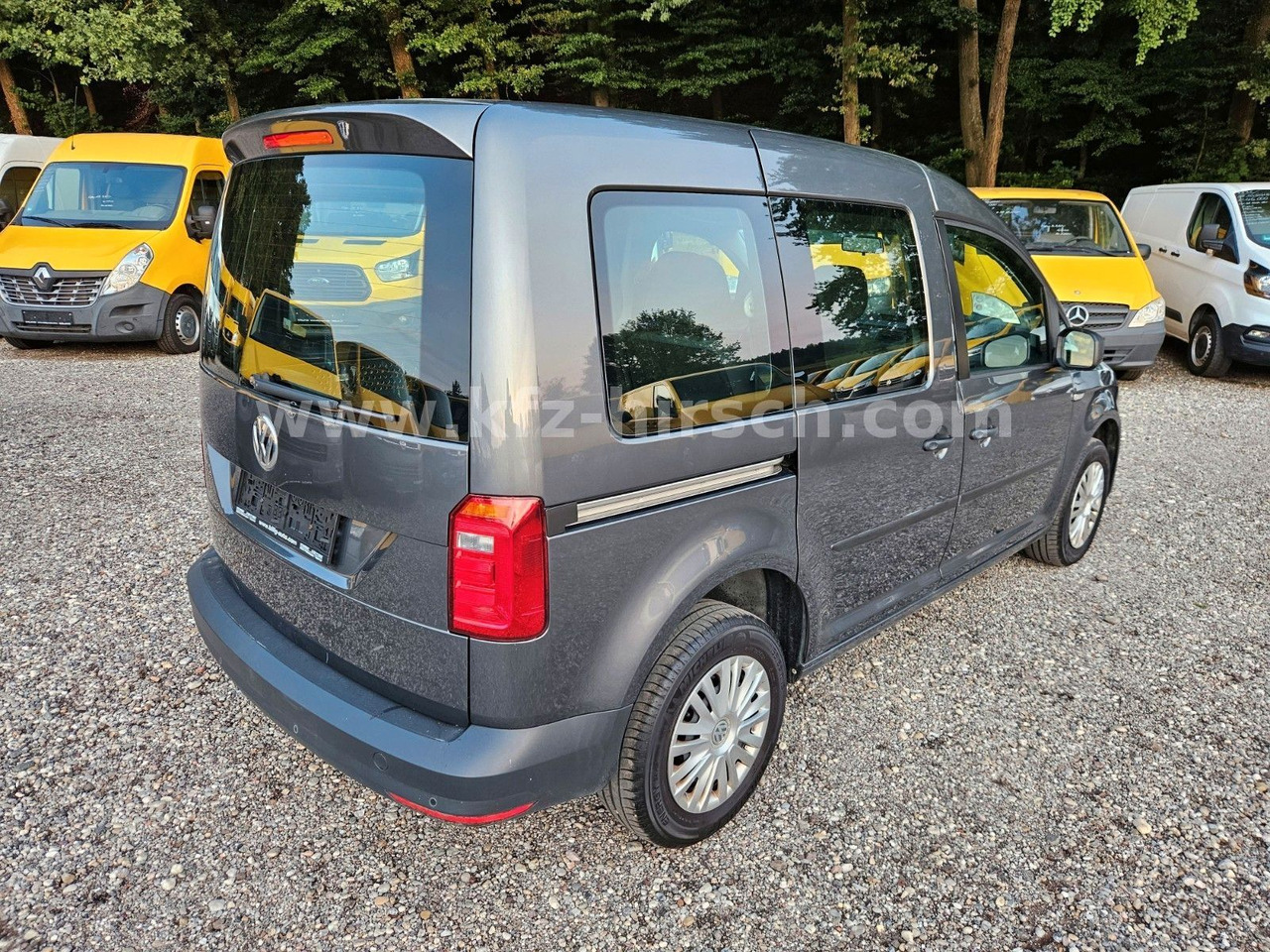 Volkswagen Caddy Temp*Sitzhzg*Navi*Blueth*2xSchiebetüre*1Hd - Пассажирский фургон: фото 4 Volkswagen Caddy Temp*Sitzhzg*Navi*Blueth*2xSchiebetüre*1Hd - Пассажирский фургон: фото 4