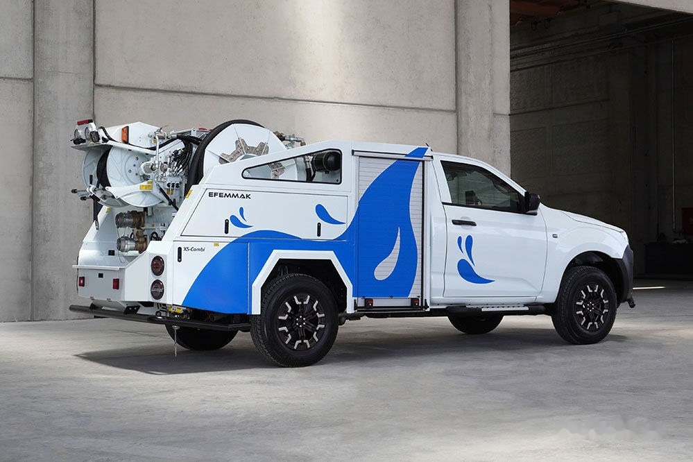 EFEMMAK Xs-Combi Combined Sewer Jetting And Vacuum Vehicle - Ассенизатор: фото 1 EFEMMAK Xs-Combi Combined Sewer Jetting And Vacuum Vehicle - Ассенизатор: фото 1