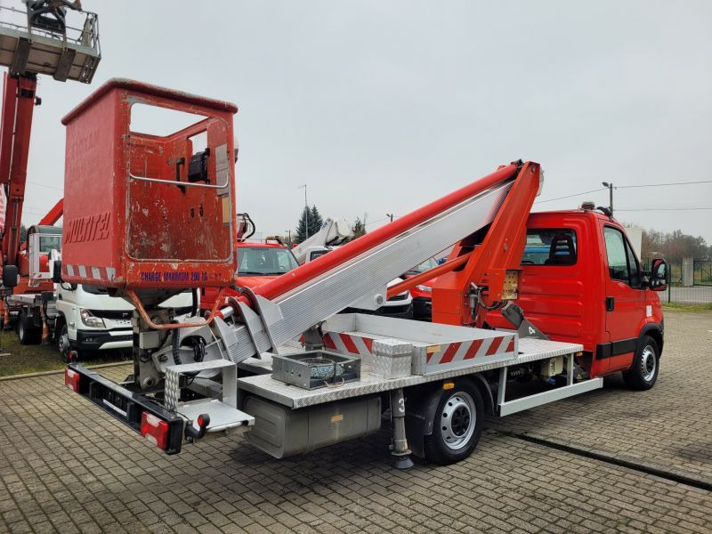 Iveco Daily 35S11 podnośnik koszowy 20 m Multitel MT202DS - Грузовик с подъемником: фото 3 Iveco Daily 35S11 podnośnik koszowy 20 m Multitel MT202DS - Грузовик с подъемником: фото 3