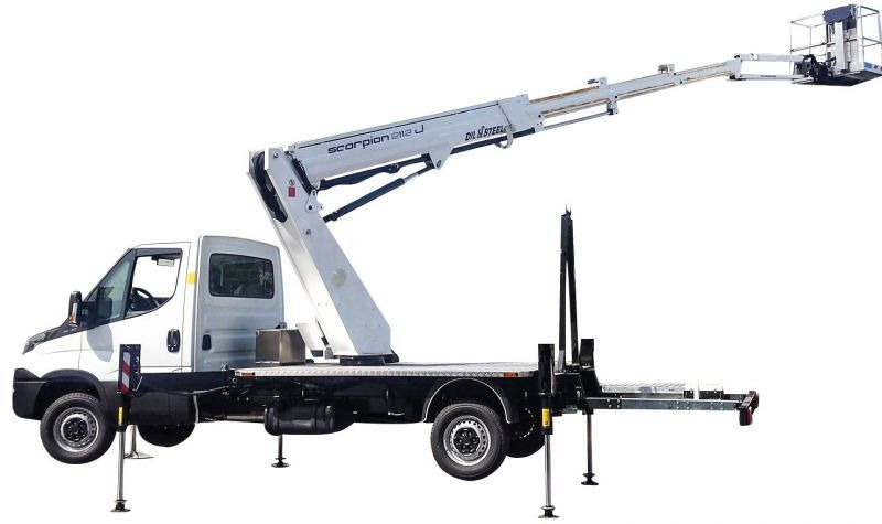 Oil&Steel Scorpion 2112J zamontowany na Nissan Cabstar - Грузовик с подъемником: фото 1 Oil&Steel Scorpion 2112J zamontowany na Nissan Cabstar - Грузовик с подъемником: фото 1