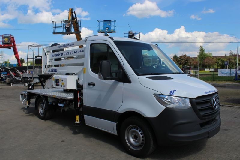 Oil&Steel Snake 2010 H Plus 20 m zamontowany na Mercedes-Benz Sprinter - Грузовик с подъемником: фото 2 Oil&Steel Snake 2010 H Plus 20 m zamontowany na Mercedes-Benz Sprinter - Грузовик с подъемником: фото 2