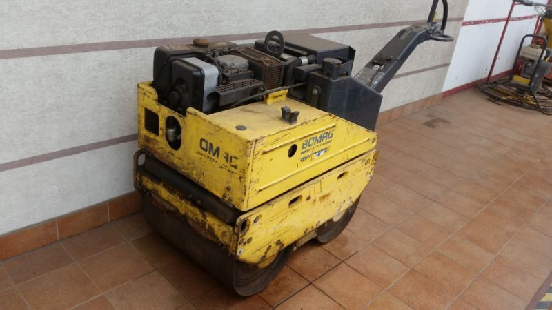 Каток тротуарный Walec prowadzony Bomag BW 62 H: фото 1