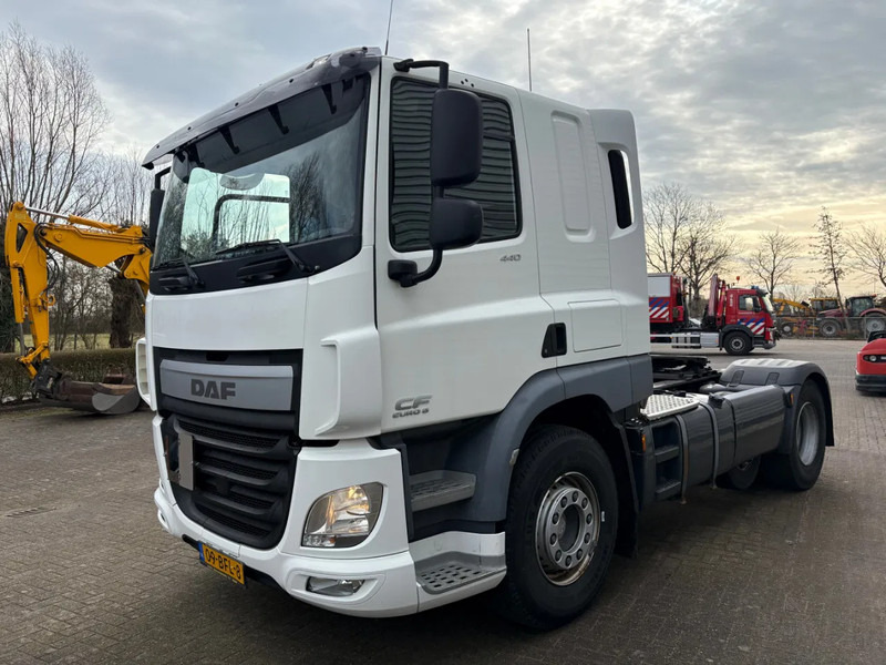 DAF CF 440 / BULK COMPRESSOR / ADR TANK TRANSPORT / - Тягач: фото 2 DAF CF 440 / BULK COMPRESSOR / ADR TANK TRANSPORT / - Тягач: фото 2