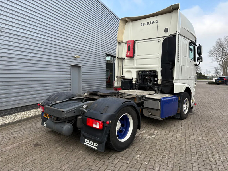 DAF XF 460 4x2 / APK - TUV JANUARI 2026 / HOLLAND TRUCK / ADR KLASSE I II III / 2 BEDS / - Тягач: фото 4 DAF XF 460 4x2 / APK - TUV JANUARI 2026 / HOLLAND TRUCK / ADR KLASSE I II III / 2 BEDS / - Тягач: фото 4