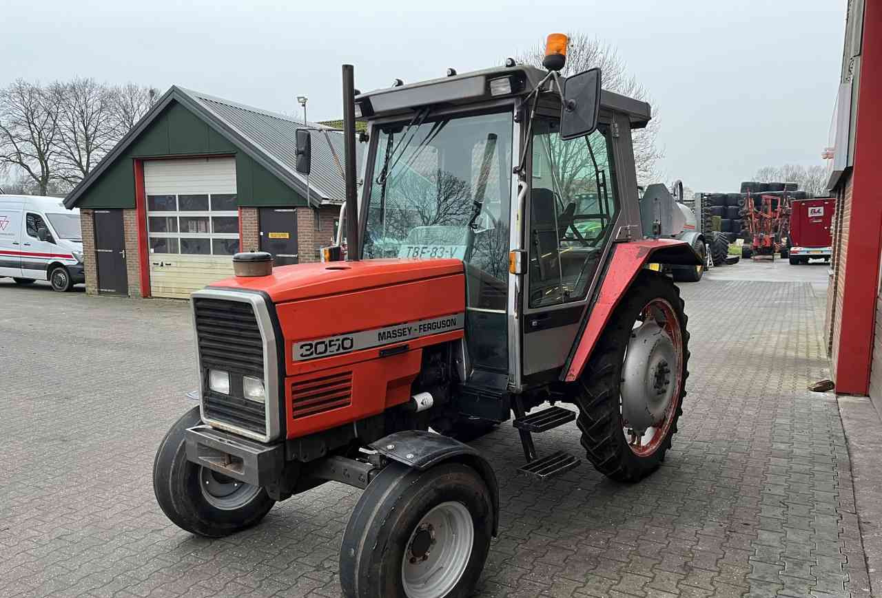 Massey Ferguson 3050 2WD tractoren - Трактор: фото 2 Massey Ferguson 3050 2WD tractoren - Трактор: фото 2